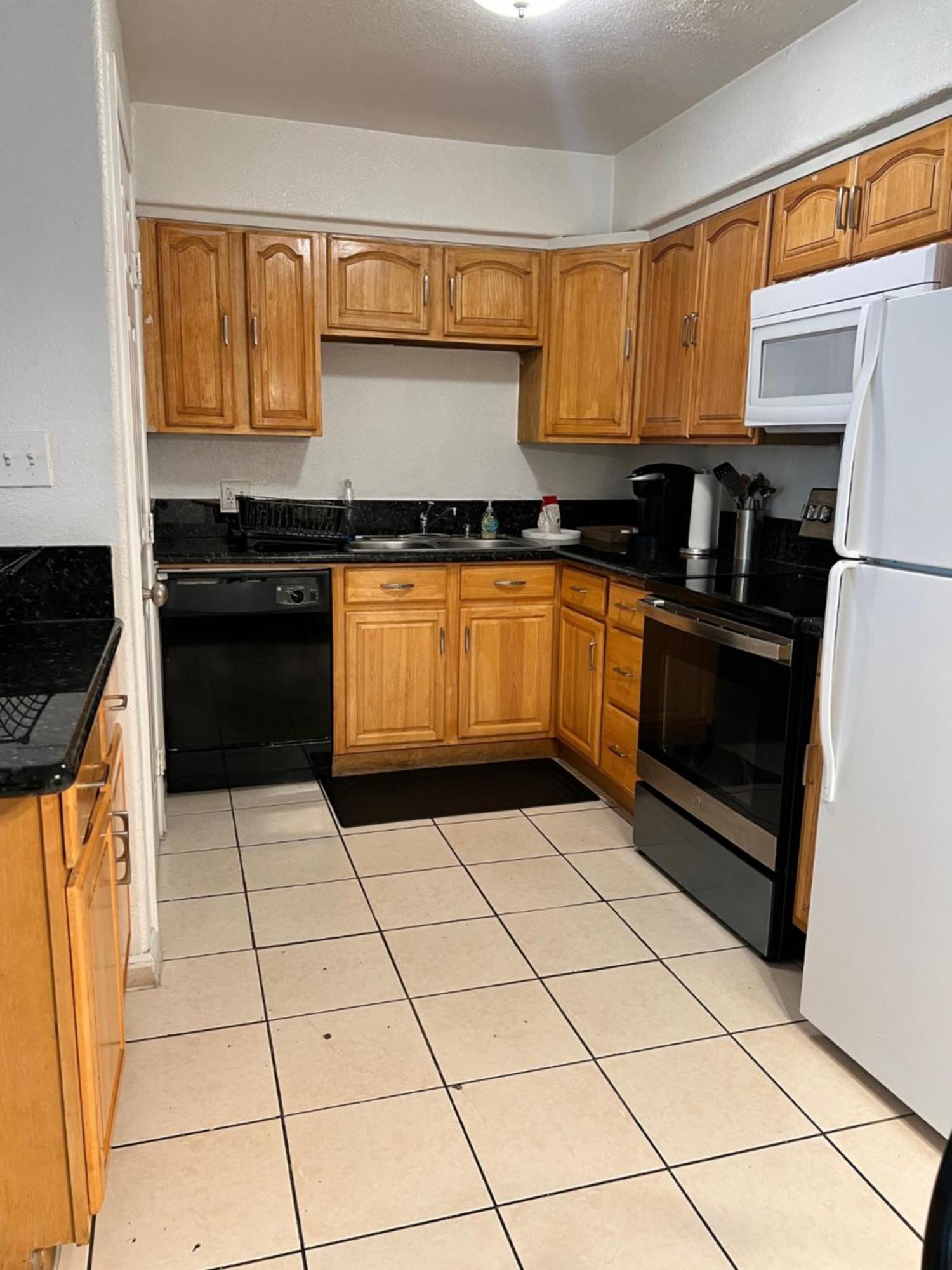 Lovely 1Bed,1Bath Condo With Free Parking Фресно Экстерьер фото